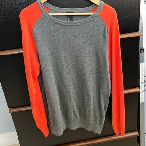 H&M light sweater